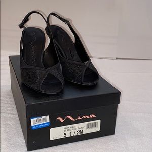 🆕 NINA sling back heels NWT
